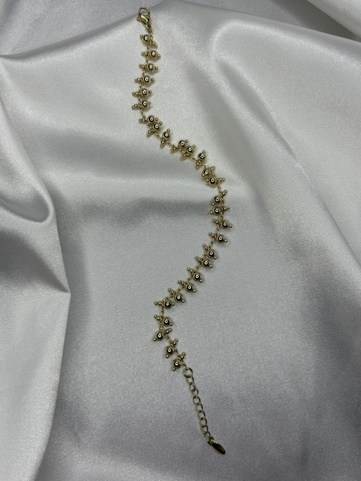 Top Sallantılı Model Bileklik